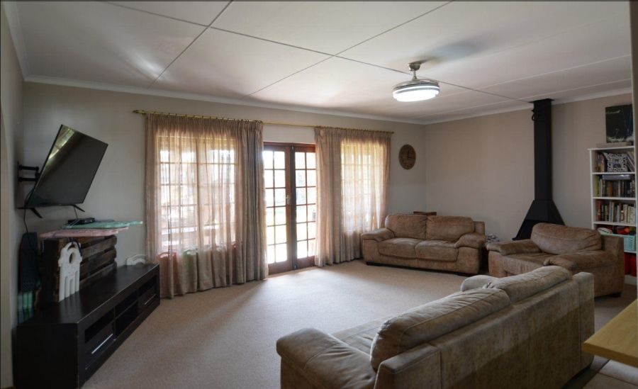 3 Bedroom Property for Sale in Stilbaai Wes Western Cape